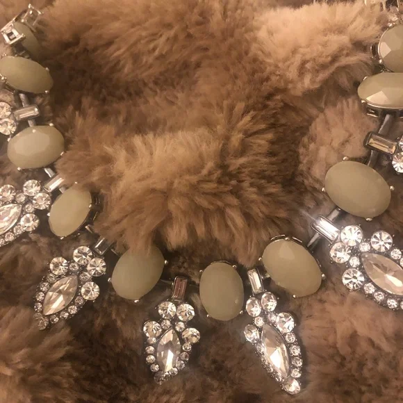 Beautiful Lia Sophia Statement necklace, NWOT - Picture 4 of 9